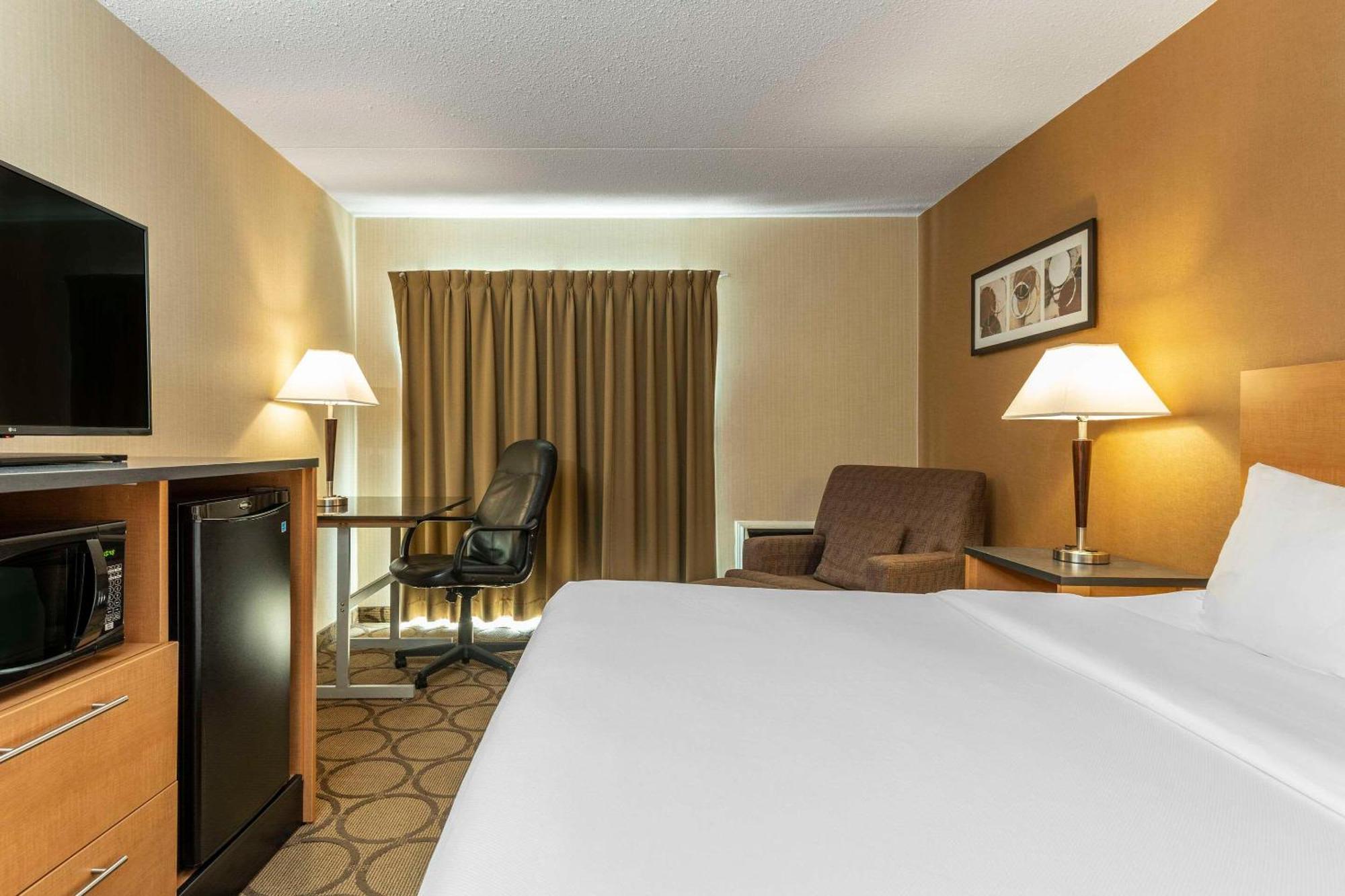 Comfort Inn Драммонвіль Екстер'єр фото
