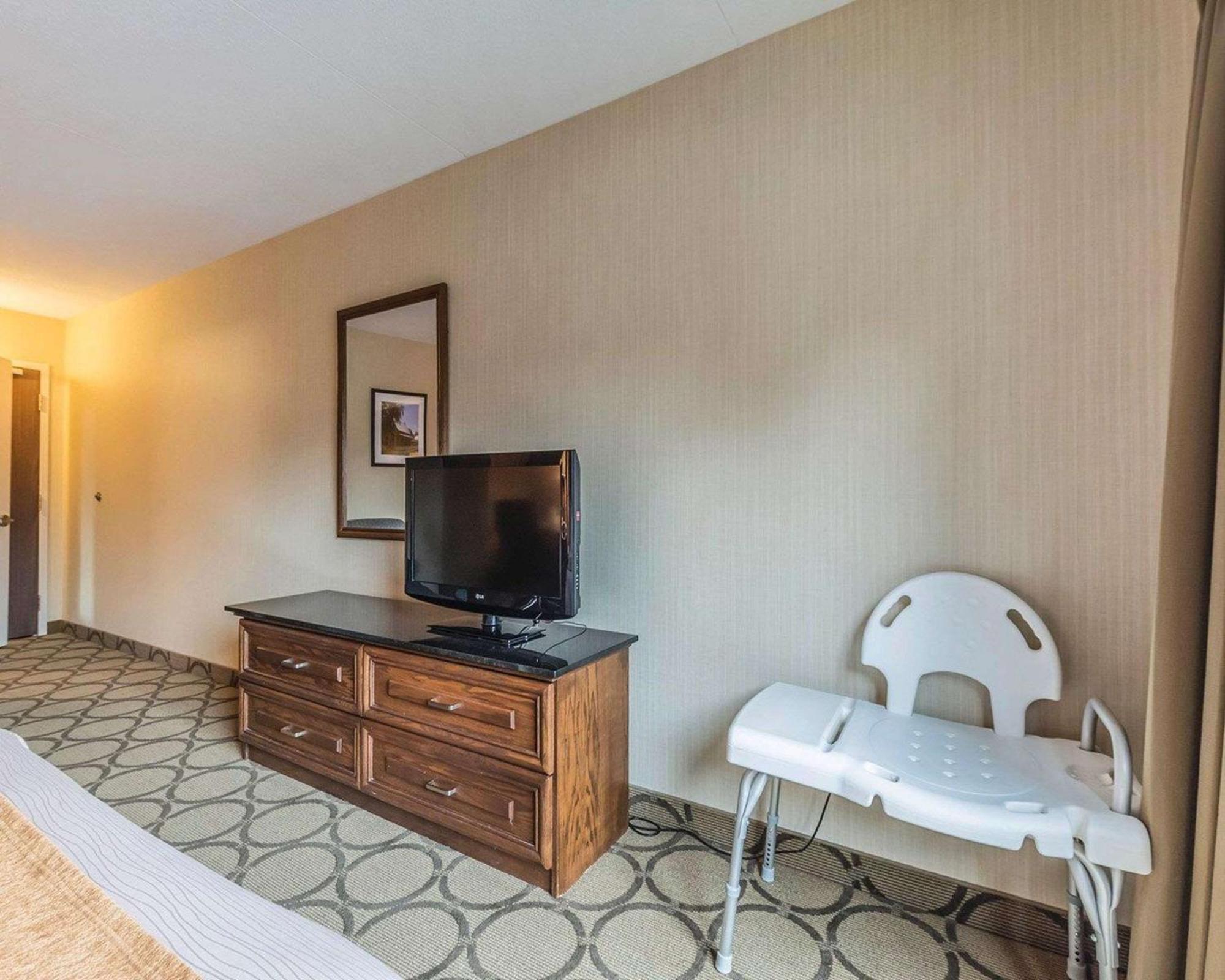 Comfort Inn Драммонвіль Екстер'єр фото