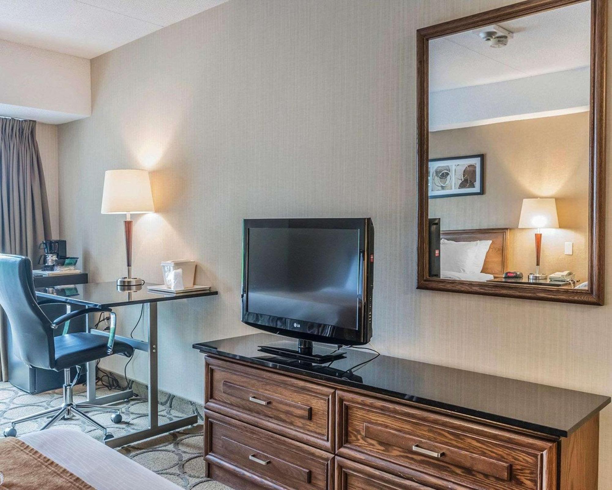 Comfort Inn Драммонвіль Екстер'єр фото